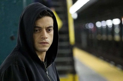 آیا سریال Mr. Robot ارزش دیدن دارد؟ یک تحلیل جامع